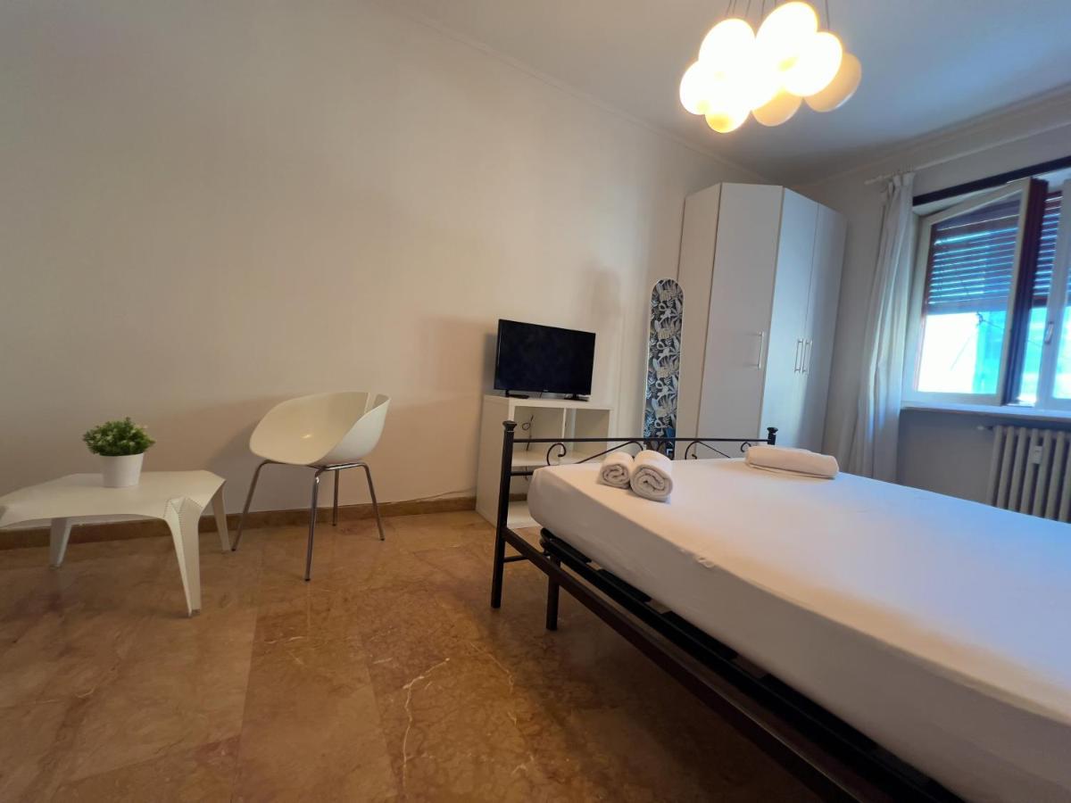 Appartme Guest House Seveso 40 ミラノ エクステリア 写真
