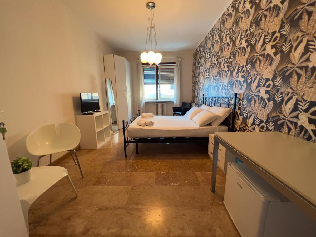 Appartme Guest House Seveso 40 ミラノ エクステリア 写真