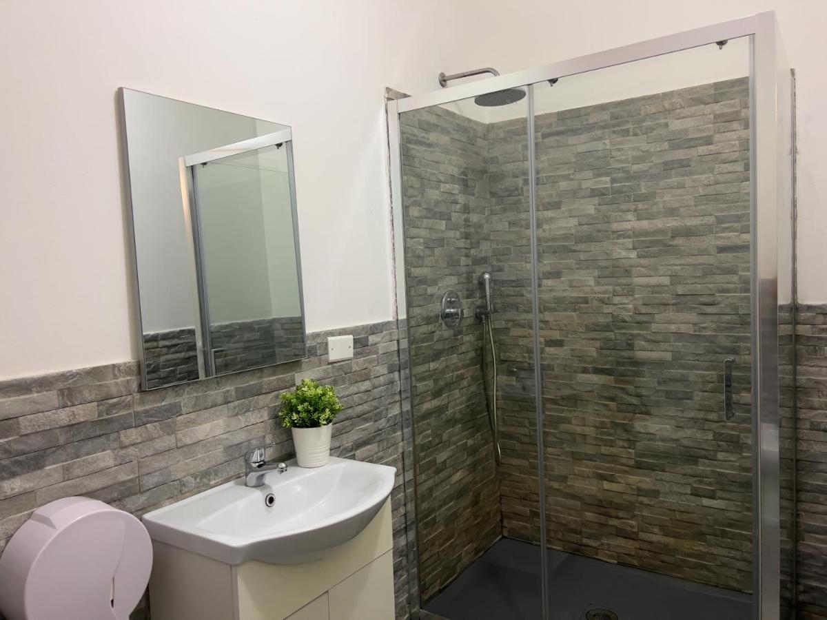 Appartme Guest House Seveso 40 ミラノ エクステリア 写真